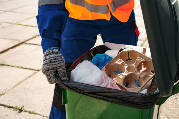 Best Retail Junk Removal  in Amory, MS